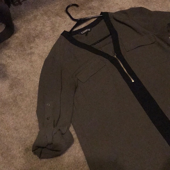 Express shirt - Picture 2 of 3